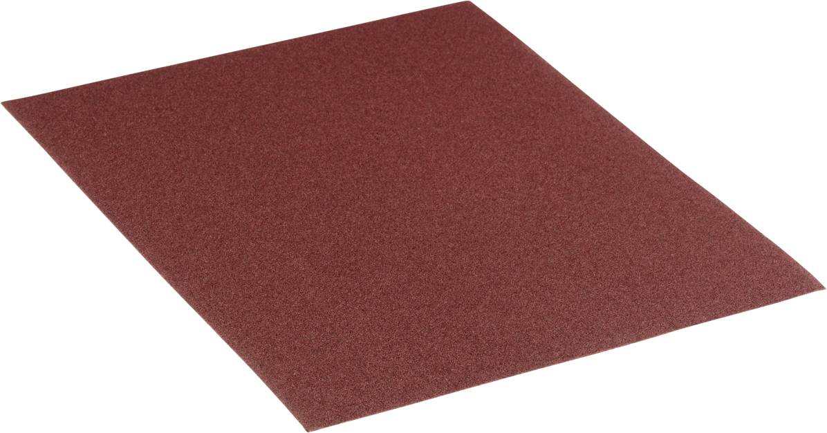 Papier de verre brun de forme rectangulaire, posé sur une surface plane.