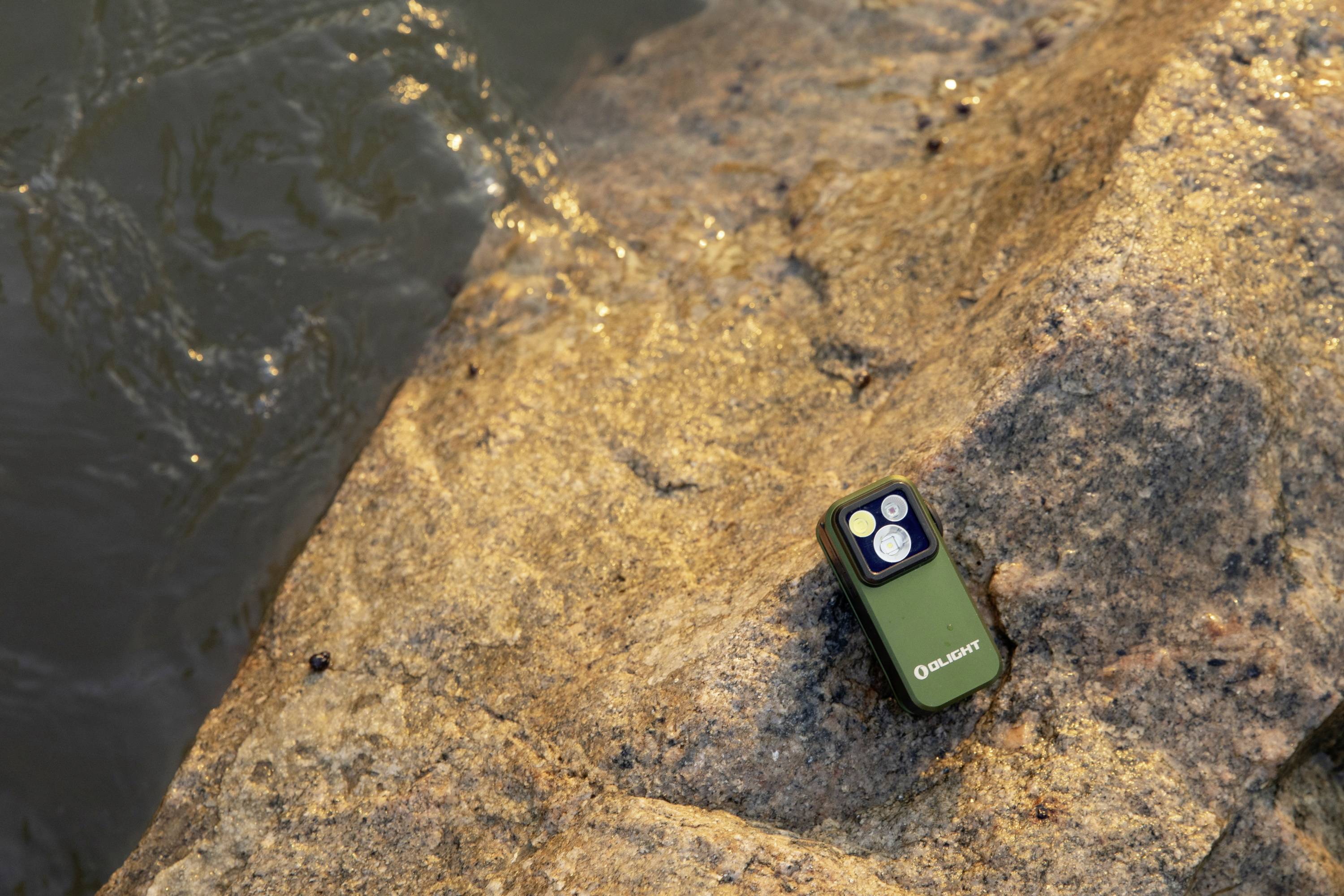 OLight 12974 Olight Oclip Pro green Petite lampe mobile LED vert