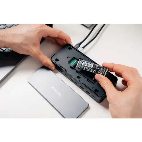 Verbatim Station d'accueil USB-C® CDS-155 Convient pour les marques: universel slot SSD M.2, alimentation USB-C®, lecteur de Verbatim Station d'accueil USB-C® CDS-155 Convient pour les marques: universel slot SSD M.2, alimentation USB-C®, lecteur de