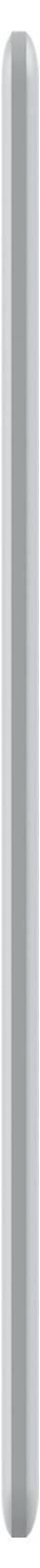 Une longue tige métallique argentée et brillante, cylindrique et réfléchissante, est positionnée verticalement sur un fond blanc.