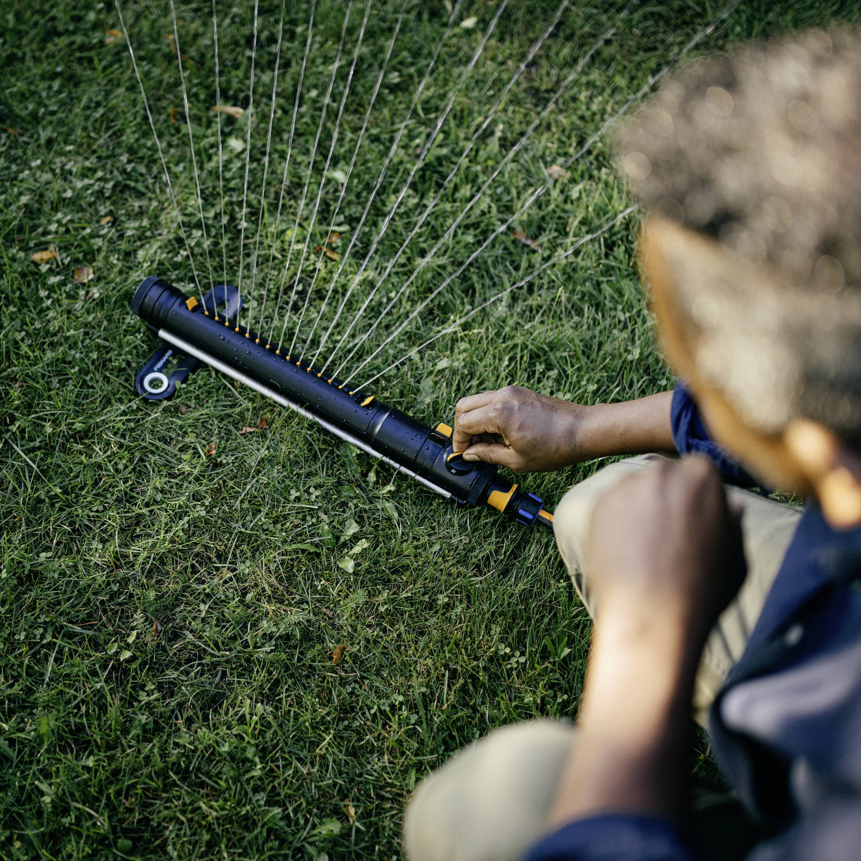 Fiskars 1070832 X-Series Arroseur de pelouse 300 m² (max.)