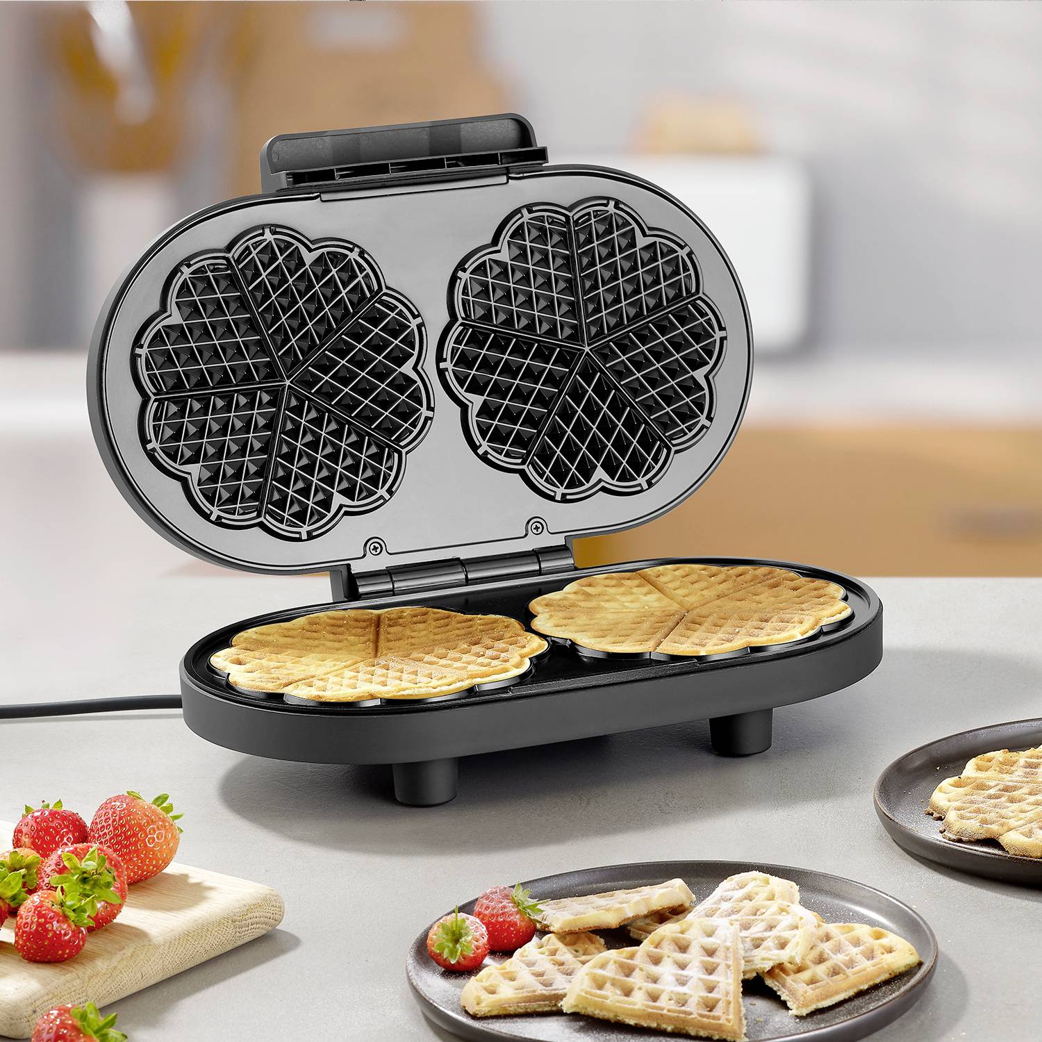 Severin WA 2118 Gaufrier voyant lumineux, rabattable noir