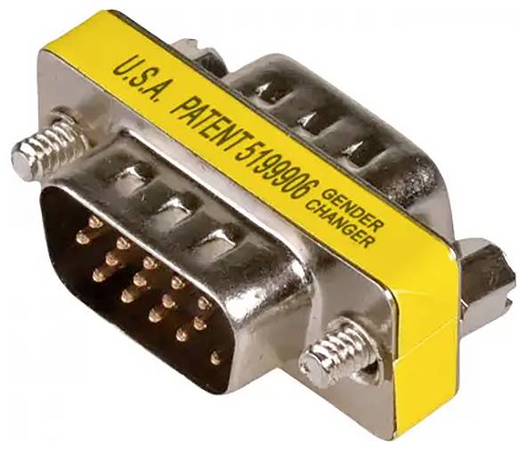Un adaptateur changeur de genre DB9 avec une étiquette jaune sur laquelle est inscrit 'U.S.A. Patent 5199906, Gender Changer'.