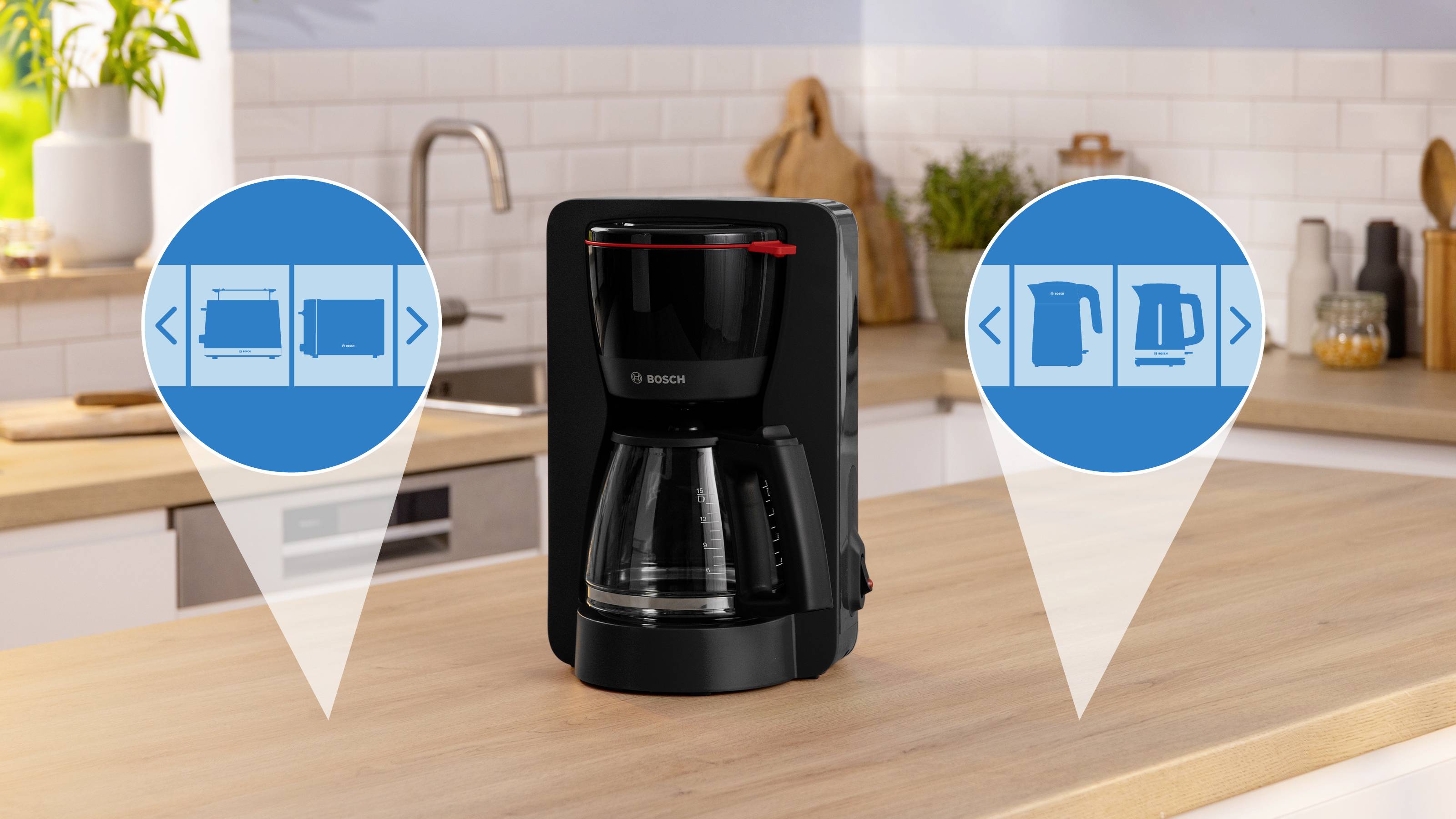 Un cafetière noir posé sur un plan de travail de cuisine avec deux graphiques intégrés montrant différents angles et caractéristiques de l'appareil.