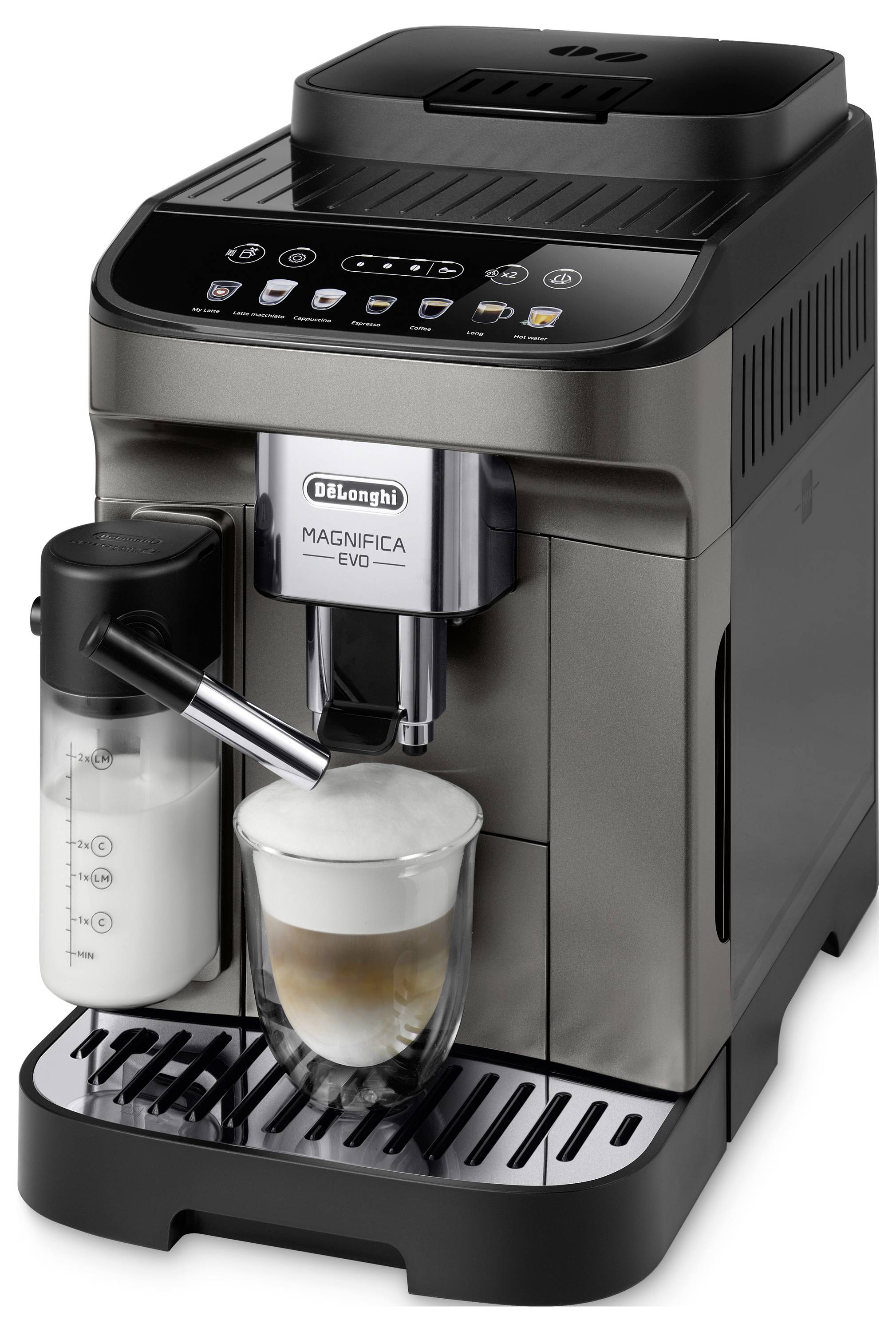Une machine à café De'Longhi Magnifica EVO avec un accessoire de mousseur à lait. Un verre en dessous distribue un cappuccino stratifié avec de la mousse.