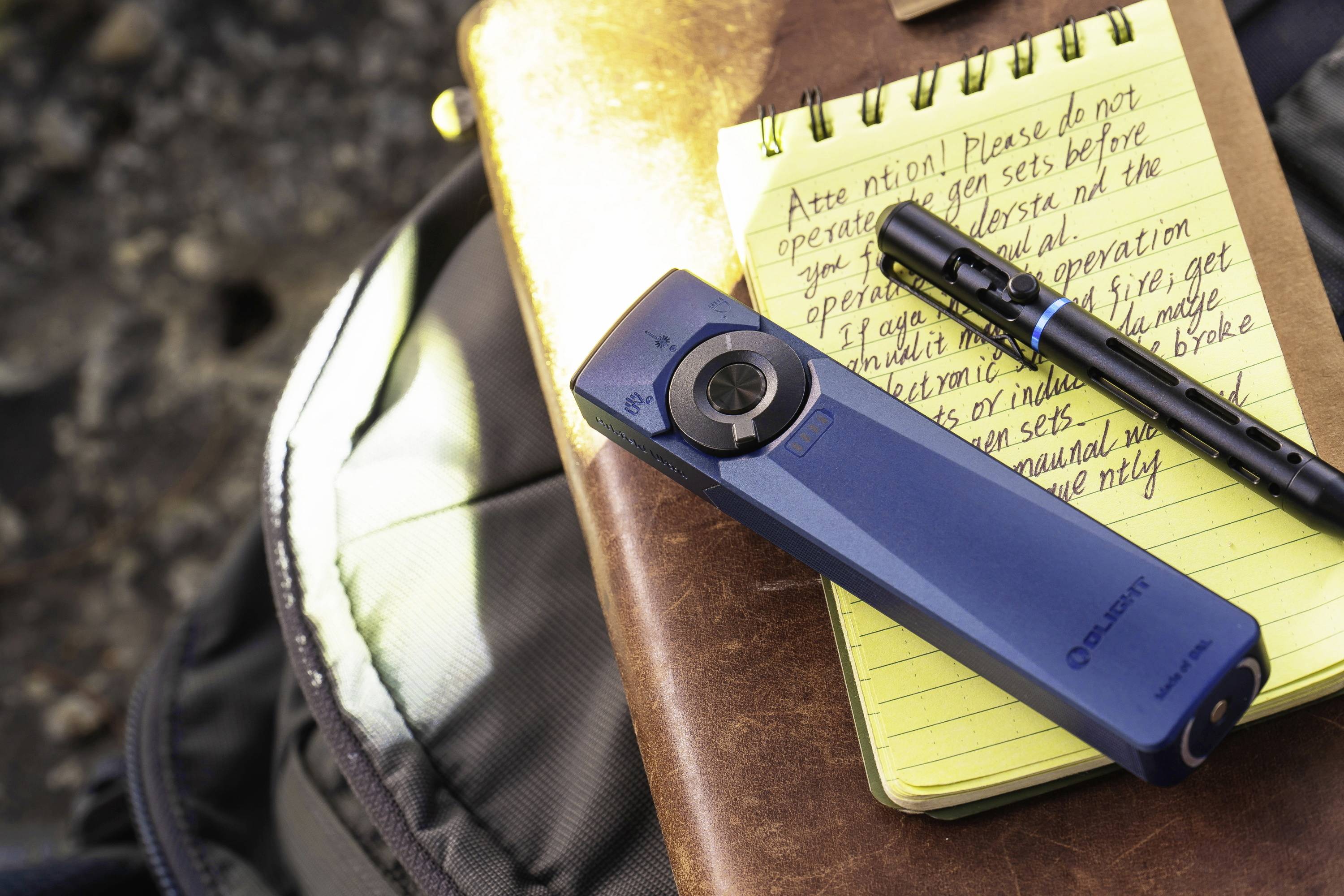 OLight LED Mini lampe de poche à batterie 1400 lm 119 g