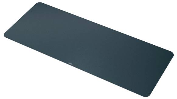 Un grand tapis de bureau rectangulaire vert foncé aux coins arrondis, conçu pour offrir une surface lisse pour le travail ou les études.