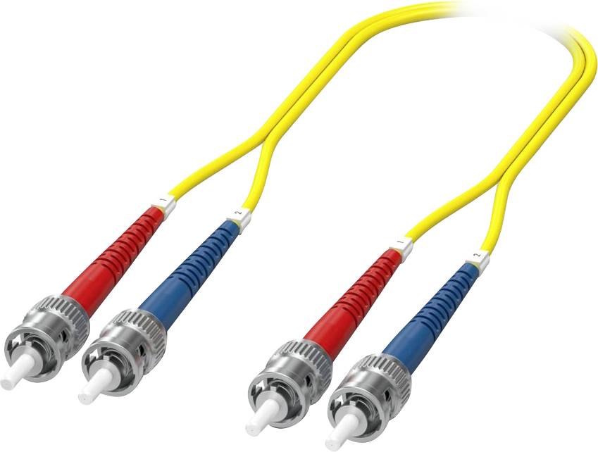 Deux câbles à fibre optique jaunes avec des gaines de protection rouges et bleues à chaque extrémité de connecteur, communément utilisés pour la transmission de données.