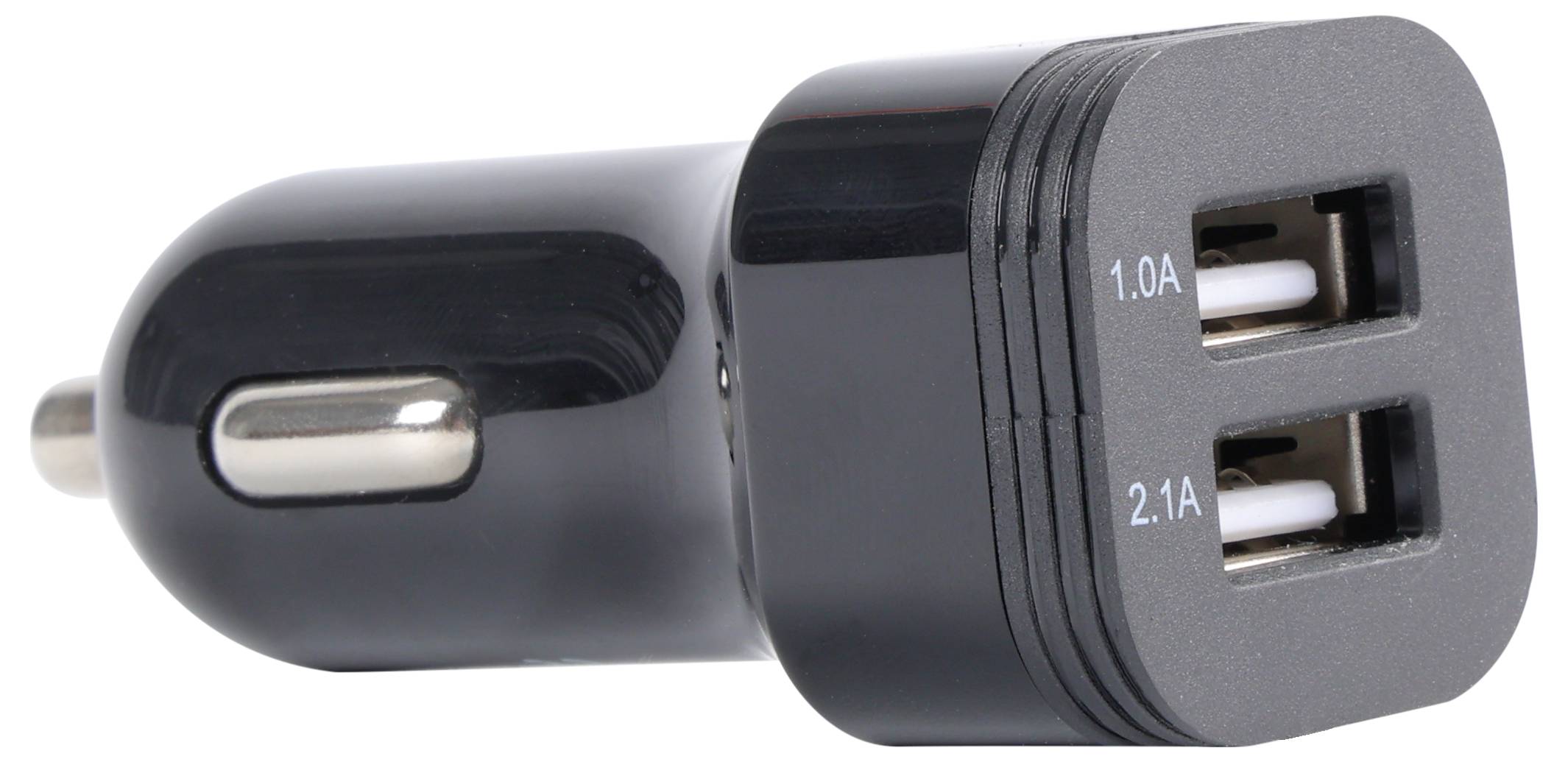 Un chargeur de voiture noir avec deux ports USB étiquetés 1,0A et 2,1A, utilisé pour recharger des appareils électroniques dans un véhicule.