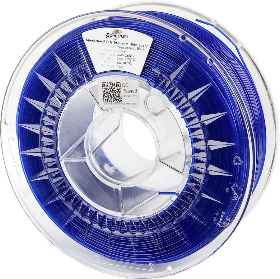 Un rouleau de filament transparent bleu pour imprimante 3D étiqueté « Spectrum PETG Premium High Speed », présentant des spécifications et un code QR.