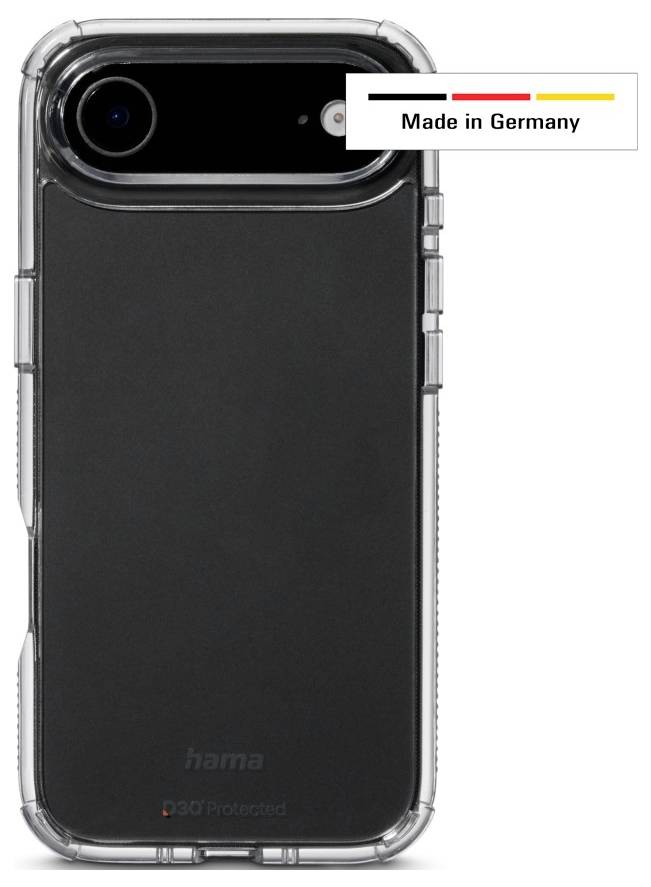 Un étui noir pour téléphone dans une housse transparente, avec l'étiquette « Fabriqué en Allemagne » comportant un petit drapeau allemand au-dessus de la section de l'appareil photo du téléphone.