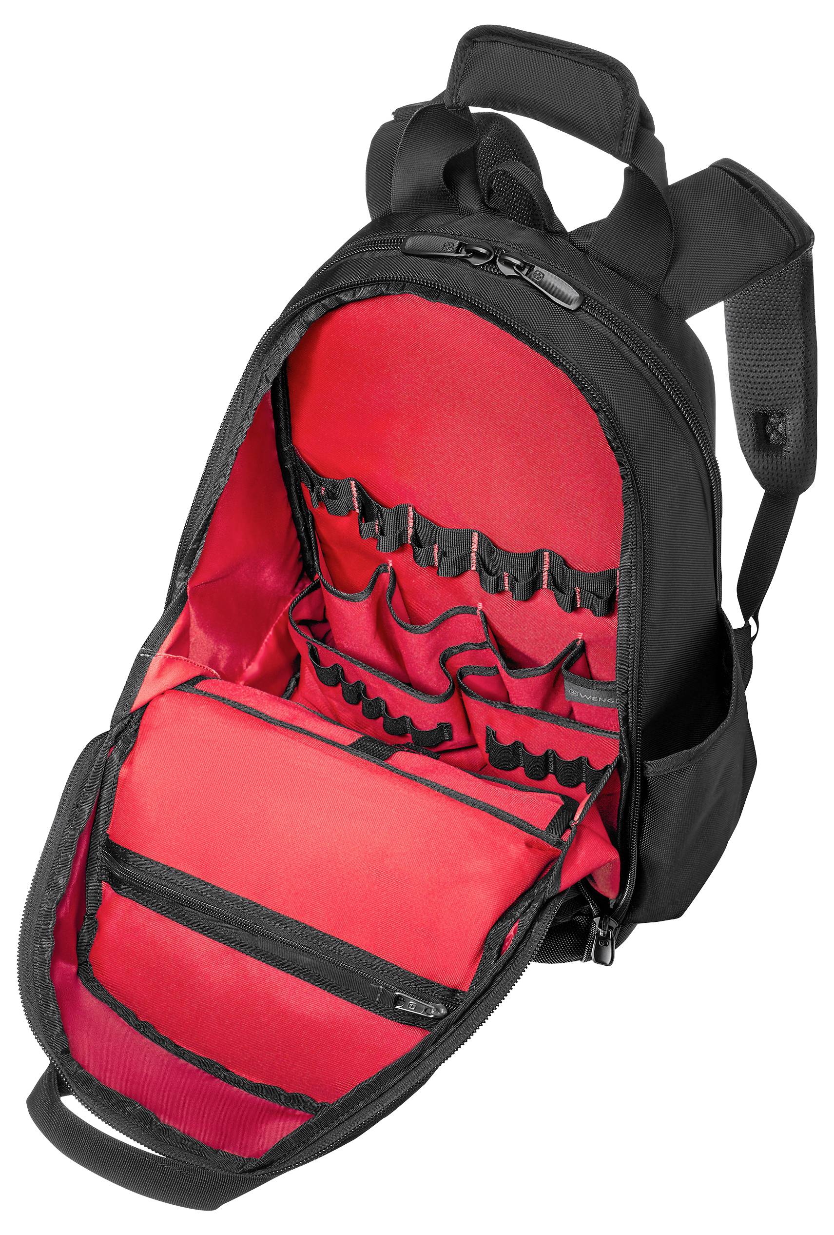 Un sac à dos noir dont le compartiment principal est ouvert, révélant un intérieur rouge avec plusieurs poches organisatrices et des sections à fermeture éclair.