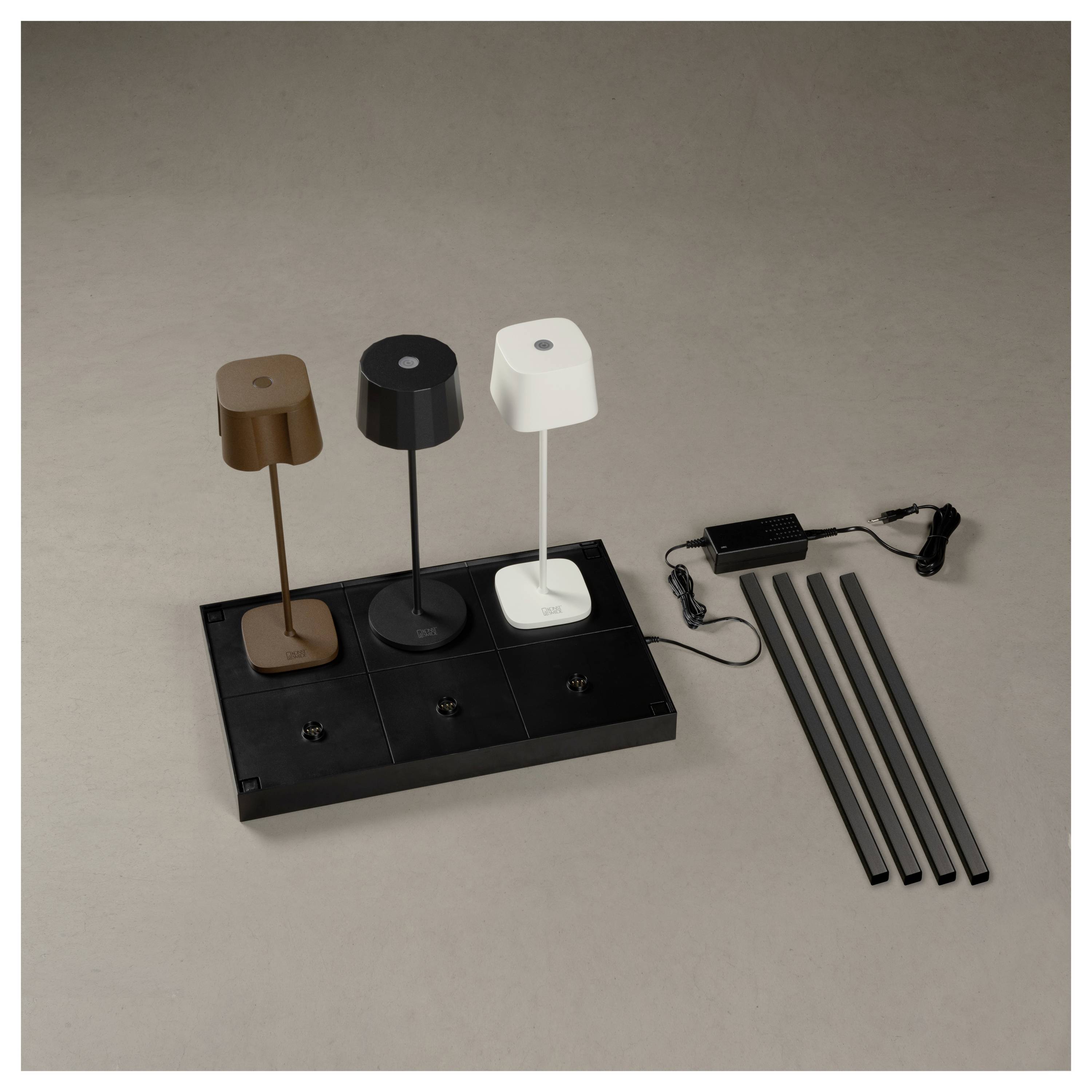 Konstsmide 7817-750 Ladestation 9 V, 240 V 40 mm noir