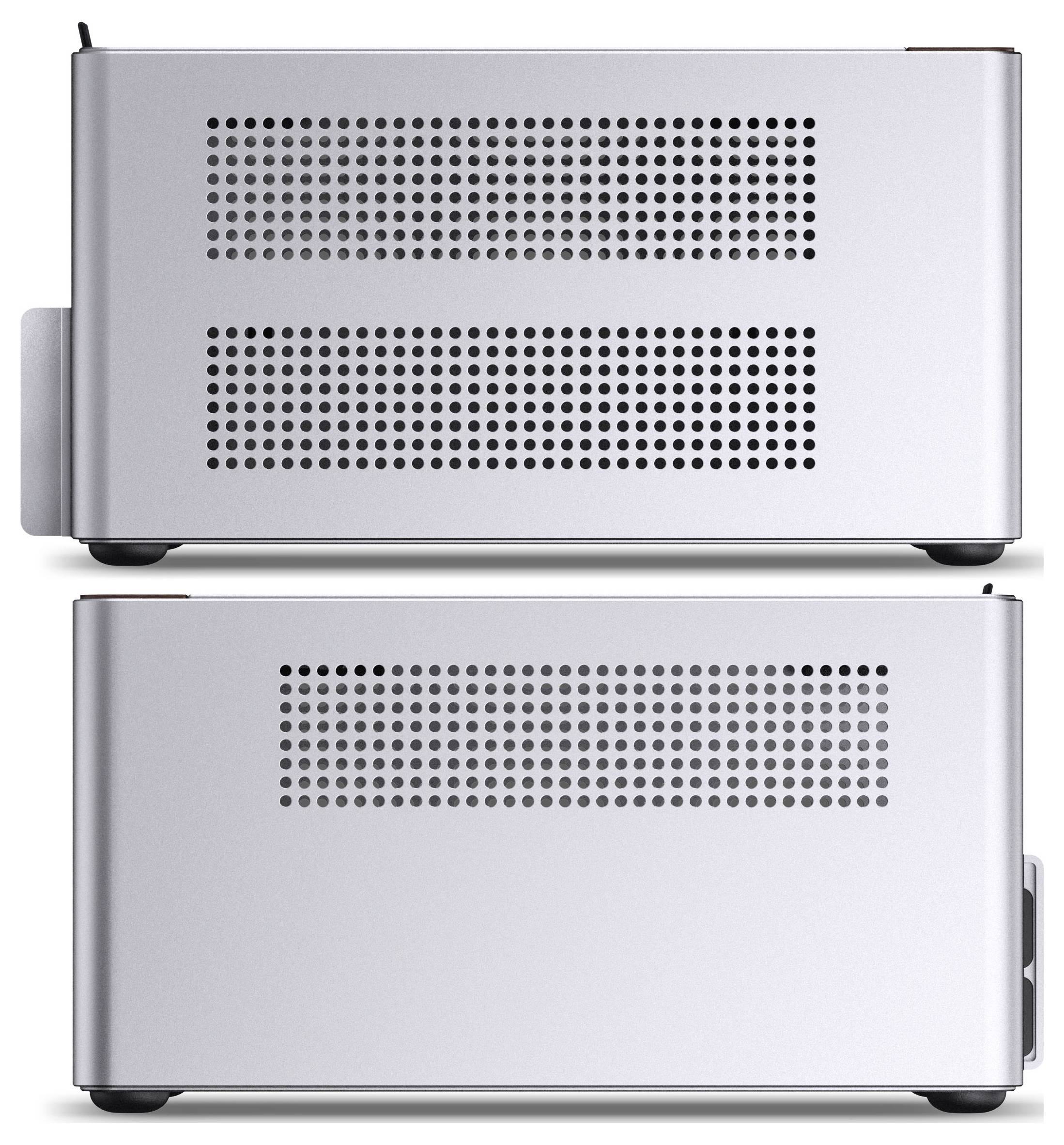 Deux boîtiers d'ordinateur en argent identiques avec des trous de ventilation, vus de côté. Les deux présentent un design minimaliste et un format compact.