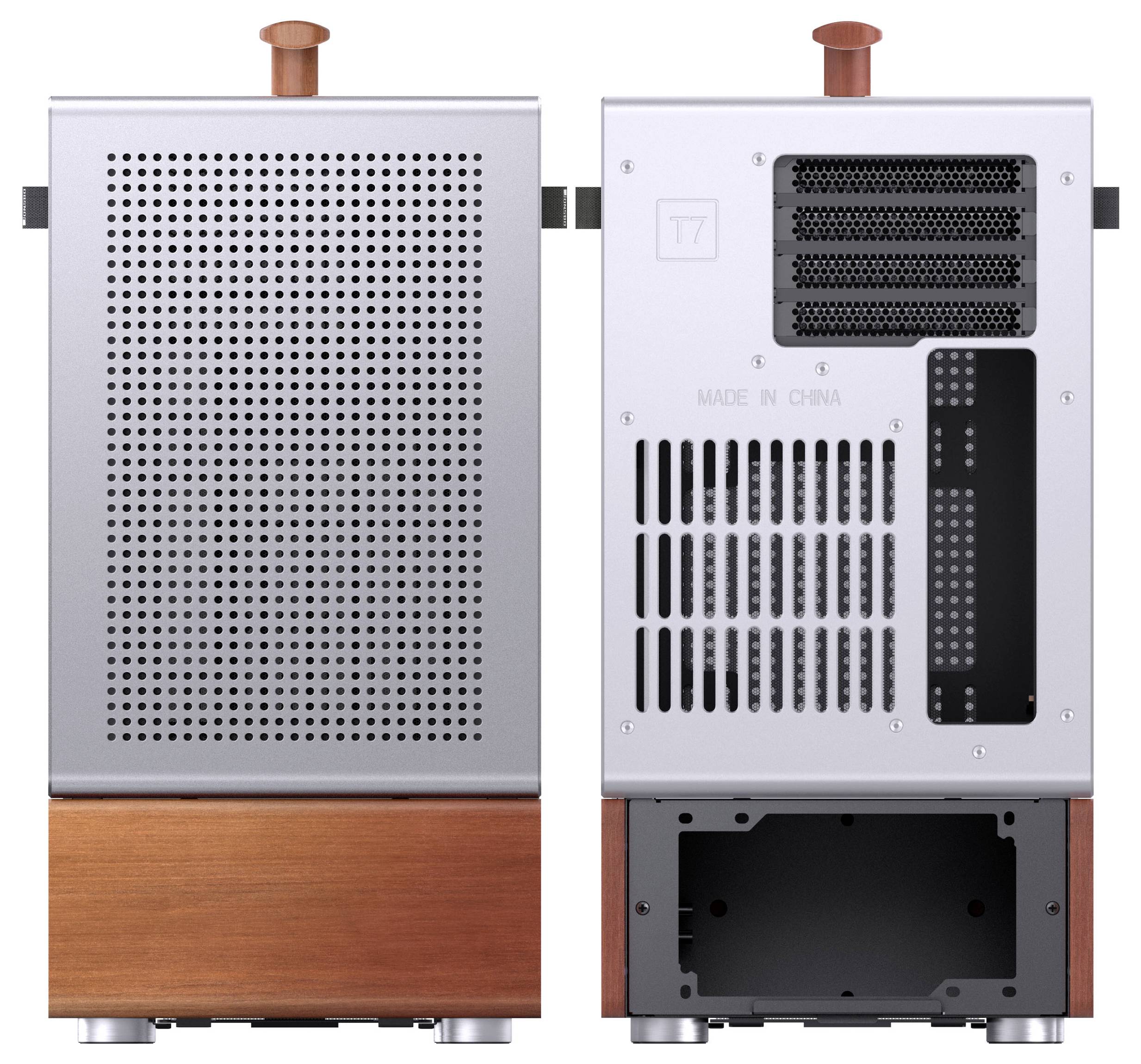 Deux vues d'un boîtier d'ordinateur compact avec un panneau avant et arrière en métal perforé, posé sur un socle en bois.