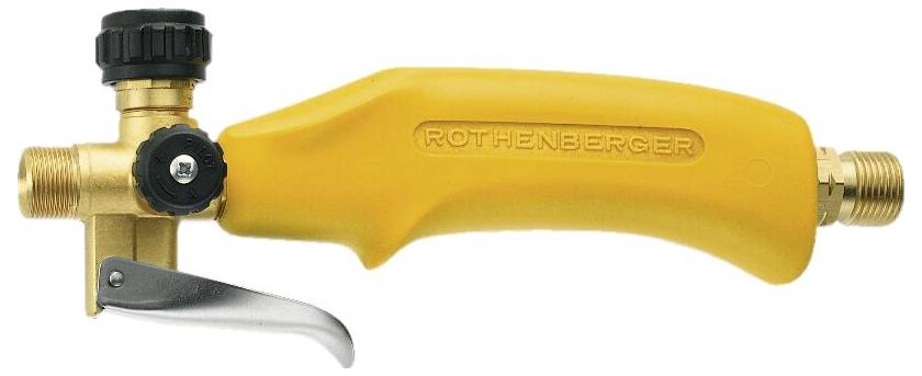 Une poignée de chalumeau Rothenberger jaune avec soupape de réglage et buse, utilisée pour le brasage ou les applications de chauffage.