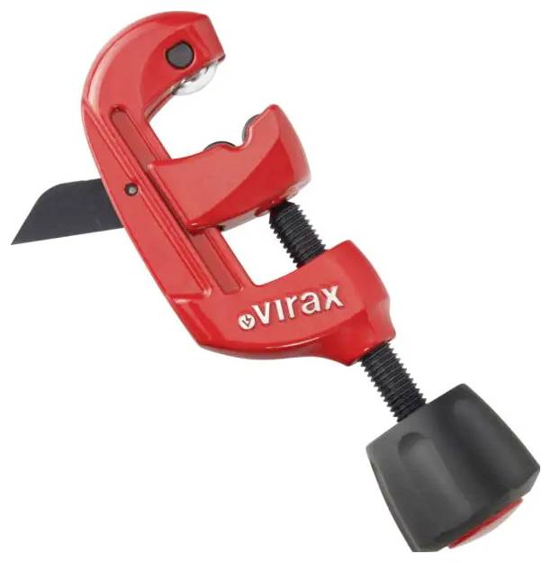 Coupe-tube Red Virax avec bouton de réglage noir, présenté sur un fond blanc.