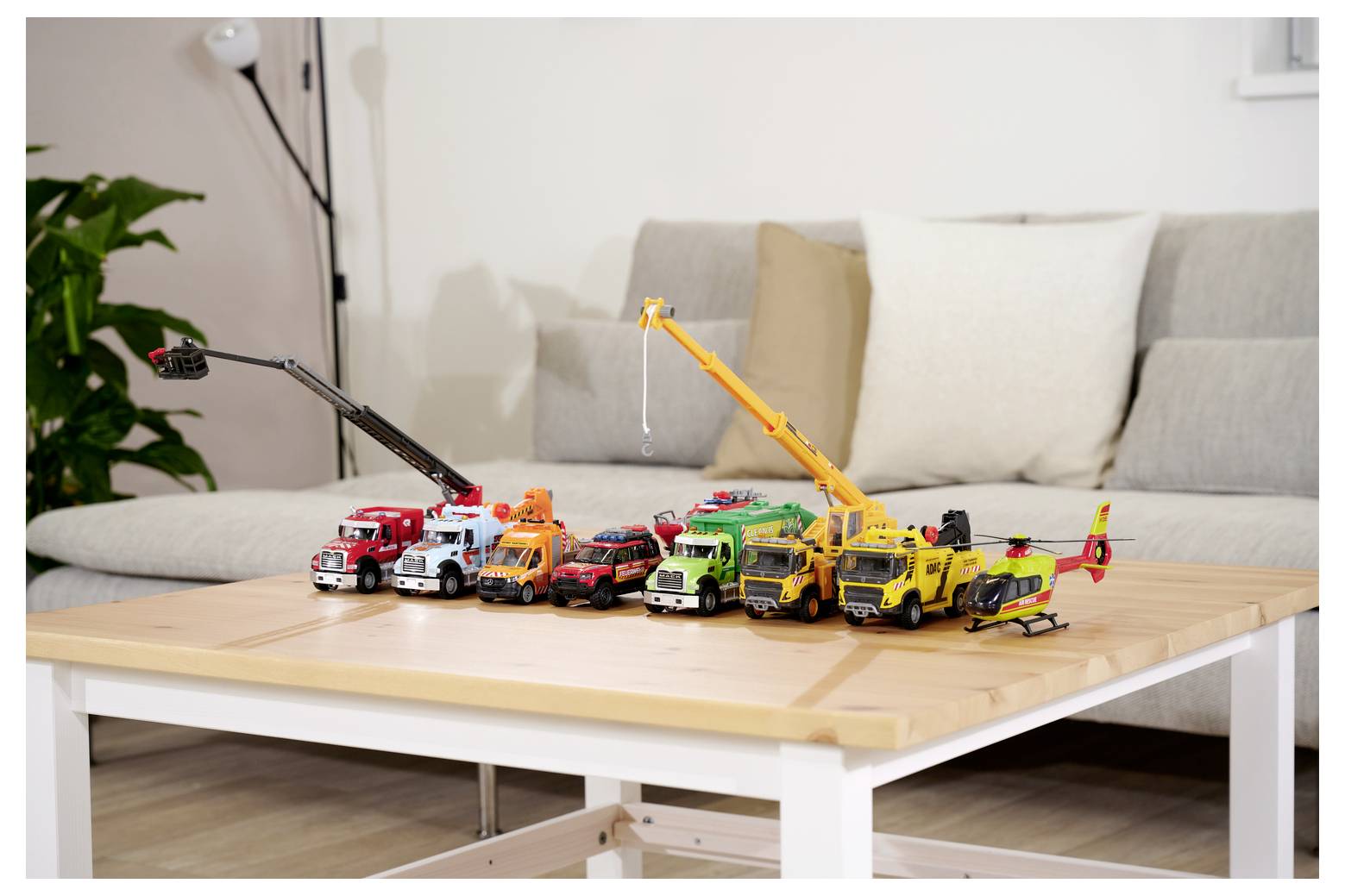 Majorette Volvo FMX Truck Crane modèle fini Modèle réduit d'engin de chantier