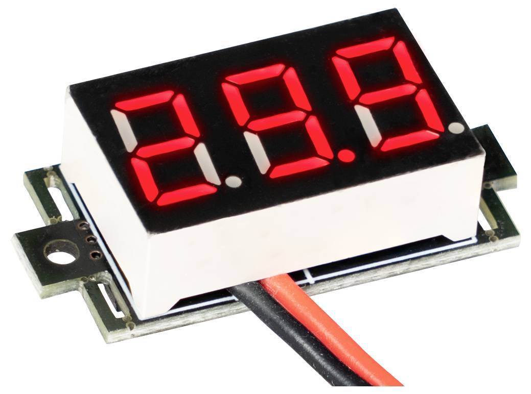 Un affichage numérique à LED rouge montre le nombre '2.3.8' monté sur une petite carte de circuit imprimé avec des fils rouges et noirs connectés.