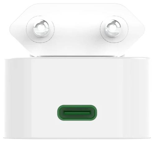 Un adaptateur secteur blanc USB-C avec des broches repliables, doté d'un port USB-C vert centré sur l'avant.
