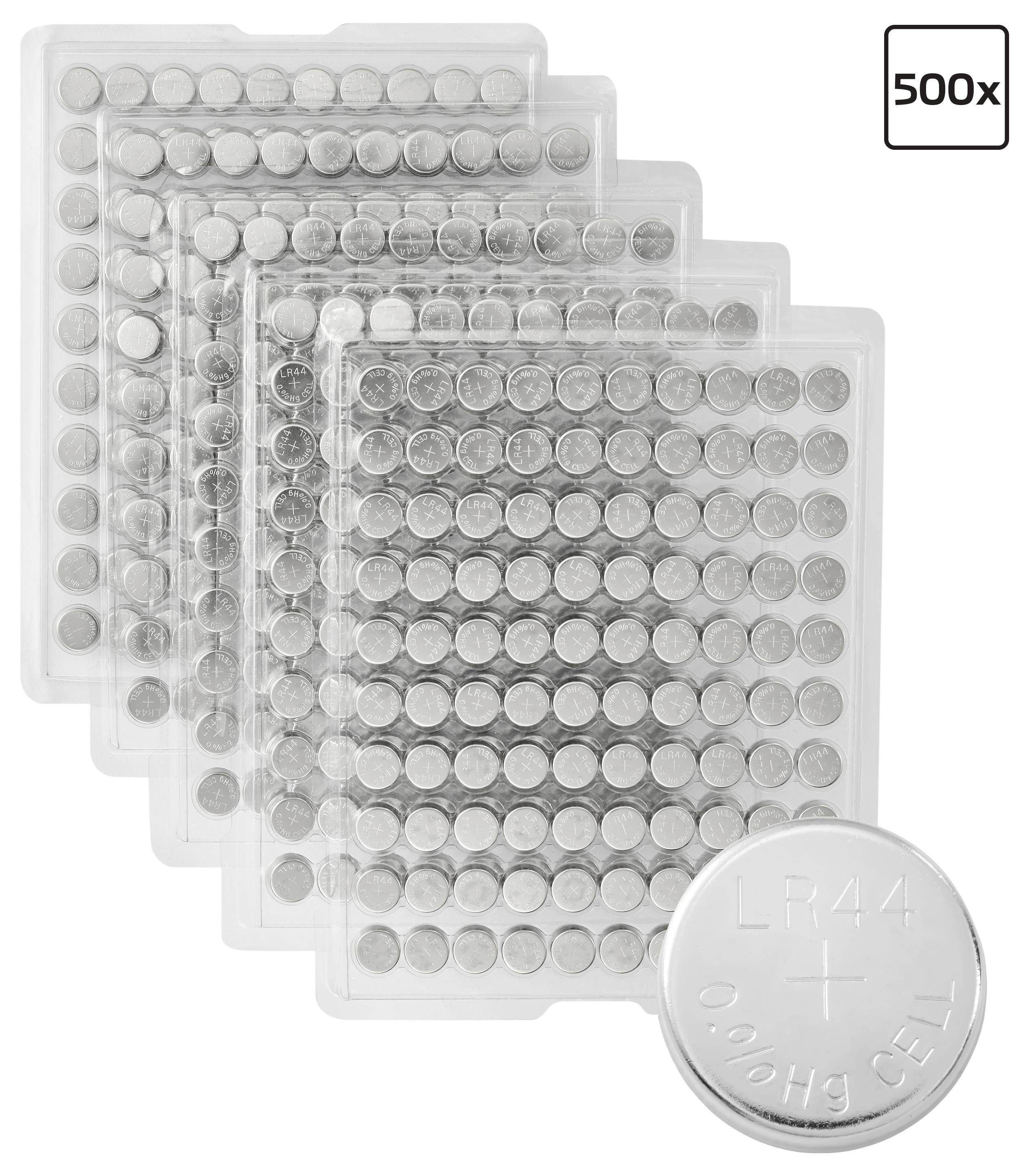Image de 500 piles bouton, étiquetées « LR44 0%Hg CELL », arrangées dans des plateaux en plastique transparent.