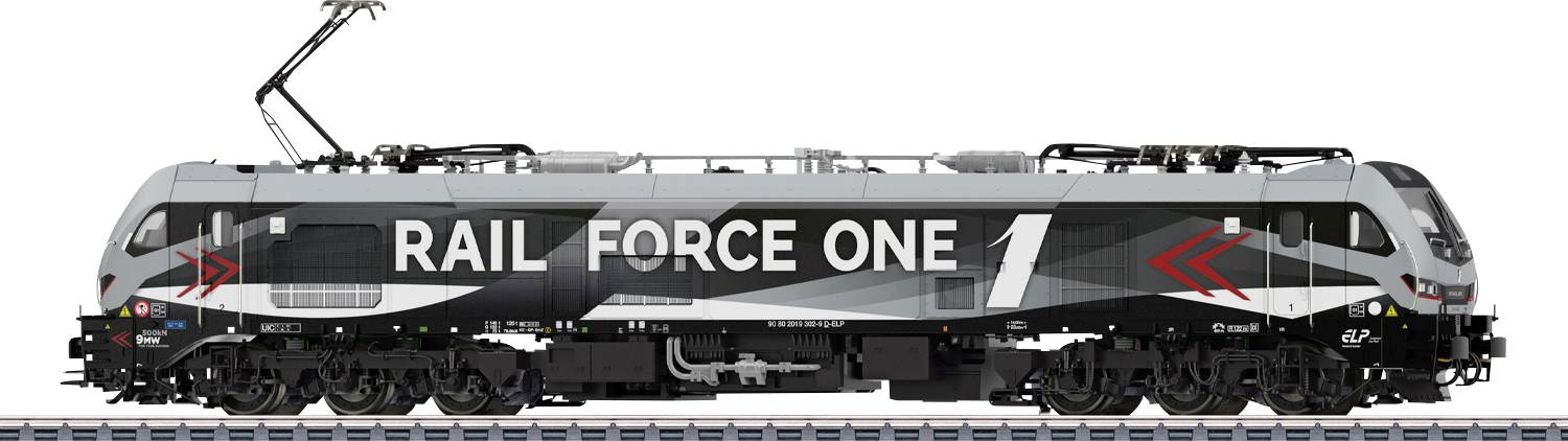 Un train élégant et moderne, étiqueté « Rail Force One », avec un design noir, gris et rouge, stationné sur une voie ferrée, mettant en valeur l'ingénierie ferroviaire avancée.