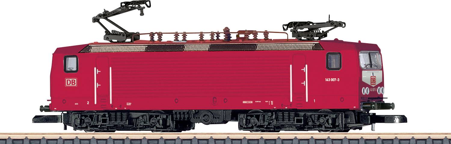 « Modèle de locomotive électrique rouge avec pantographes sur une voie ferrée, affichant le logo « DB » et des composants extérieurs détaillés. »