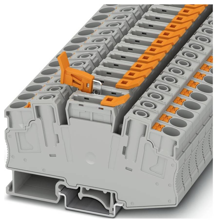 Un ensemble de connecteurs industriels en plastique gris avec des leviers de verrouillage orange, conçus pour connecter de manière sécurisée le câblage électrique dans les systèmes de commande.