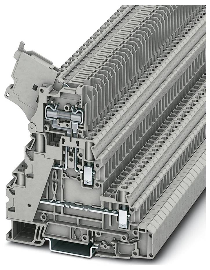 Une pièce adaptateur rectangulaire en plastique avec des côtés évasés et des orifices de ventilation horizontaux, utilisée dans les assemblages électroniques ou mécaniques.