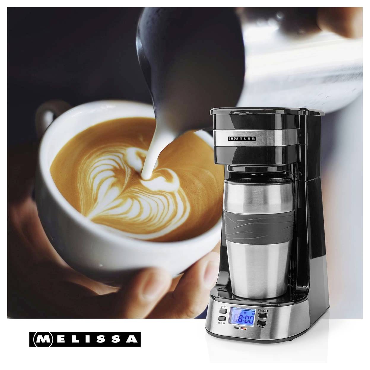 Un cafetière à goutte avec un affichage numérique à côté d'une image d'un latte avec un art de café en cours de versement. Le logo de la marque 'MELISSA' est en bas.