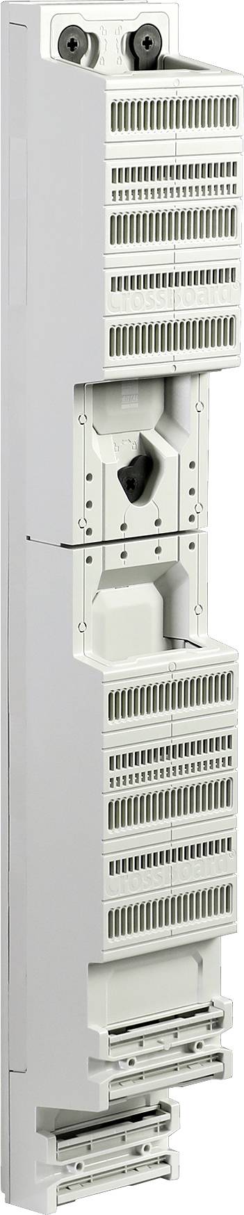 Un panneau de distribution électrique vertical avec plusieurs prises et ouvertures de ventilation. Adapté à un usage industriel ou technique.