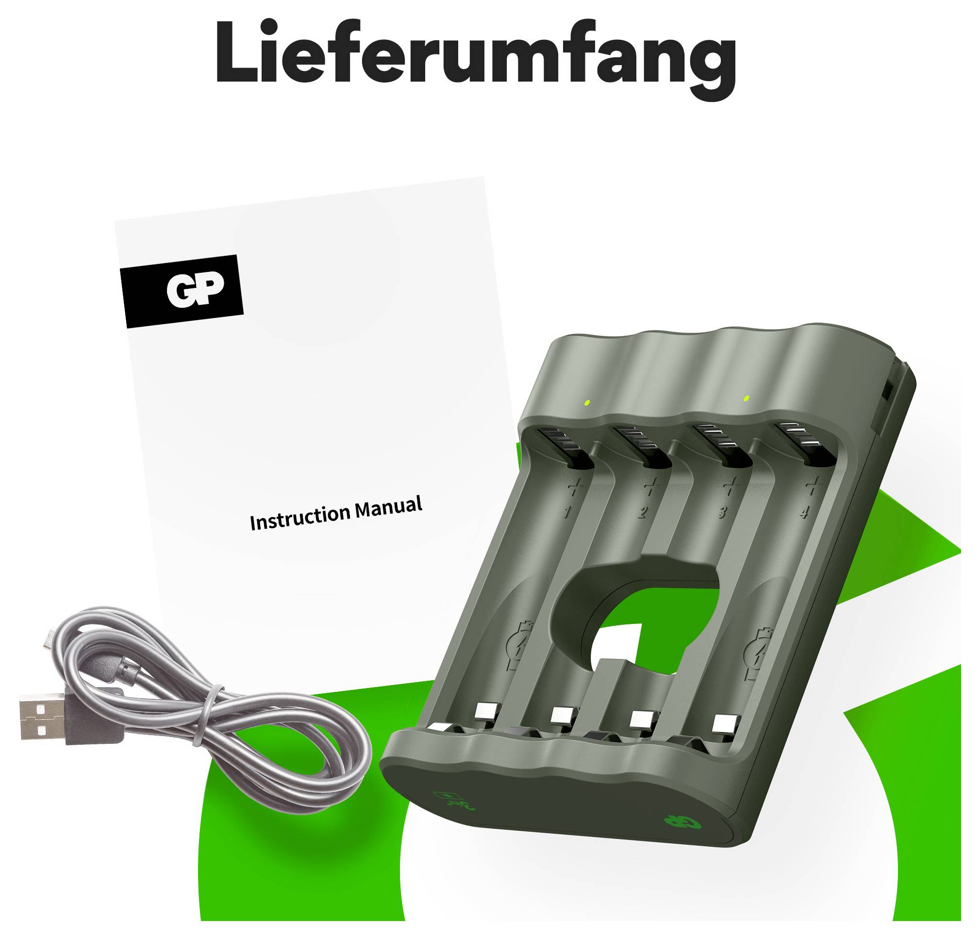 Chargeur de batterie à quatre emplacements avec voyant vert, câble USB et manuel côte à côte sur un fond blanc.