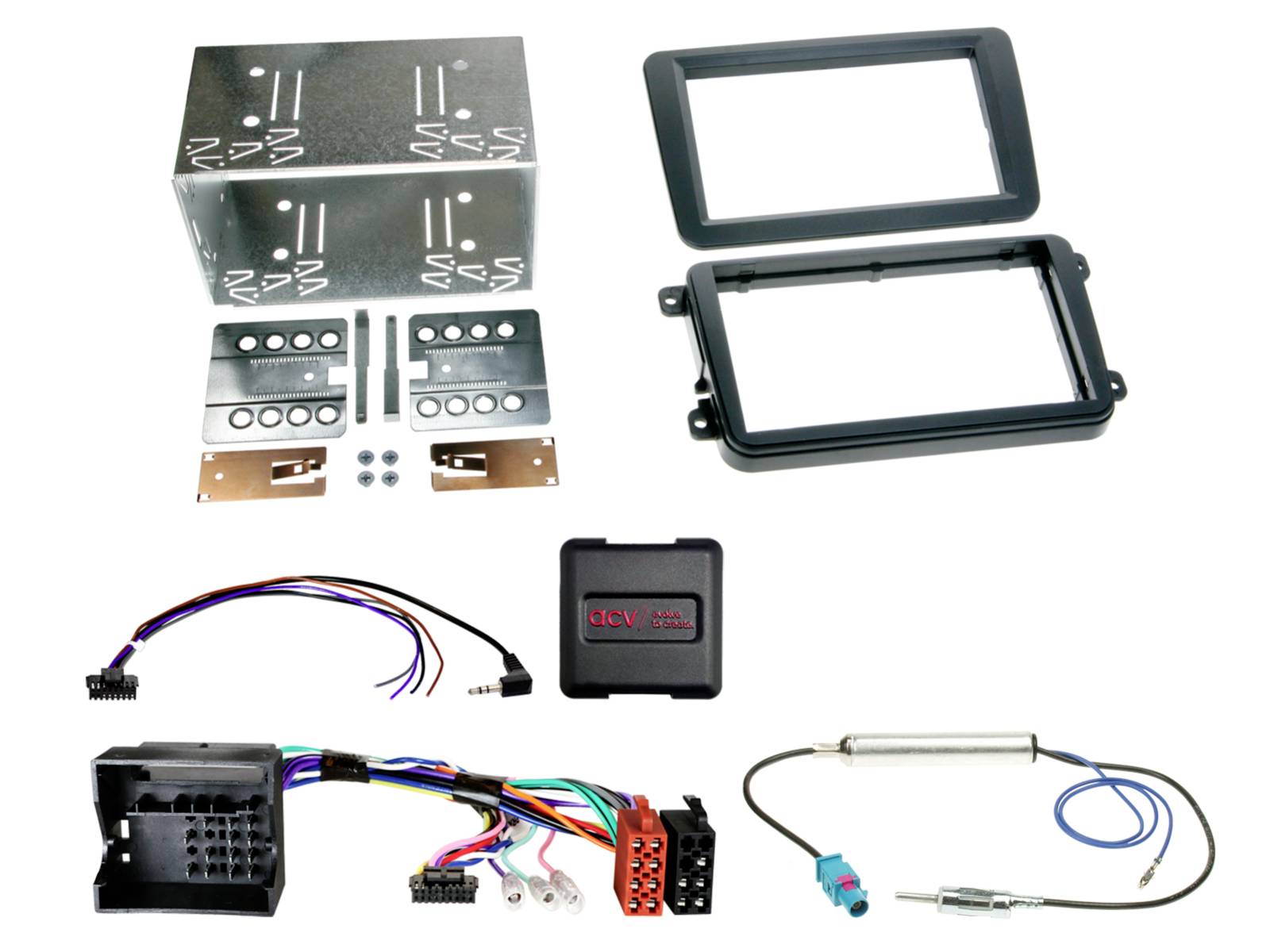 Kit d'installation d'autoradio avec supports de montage en métal, faisceaux de câblage, adaptateur et câble d'antenne sur fond blanc.