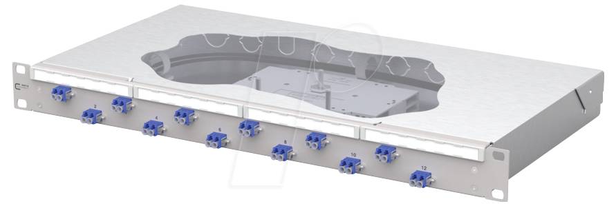 Panneau de terminaison de fibres optiques montable en rack avec plusieurs ports bleus sur la façade pour la connectivité réseau, doté d'un boîtier métallique.