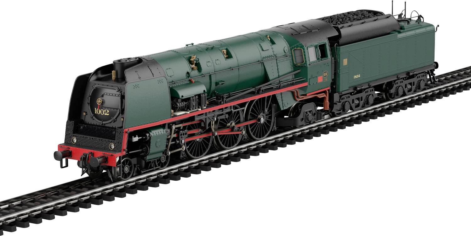 Un modèle détaillé d'une locomotive à vapeur verte sur une section de voie ferrée, mettant en évidence un design complexe avec des roues visibles et des caractéristiques du moteur.