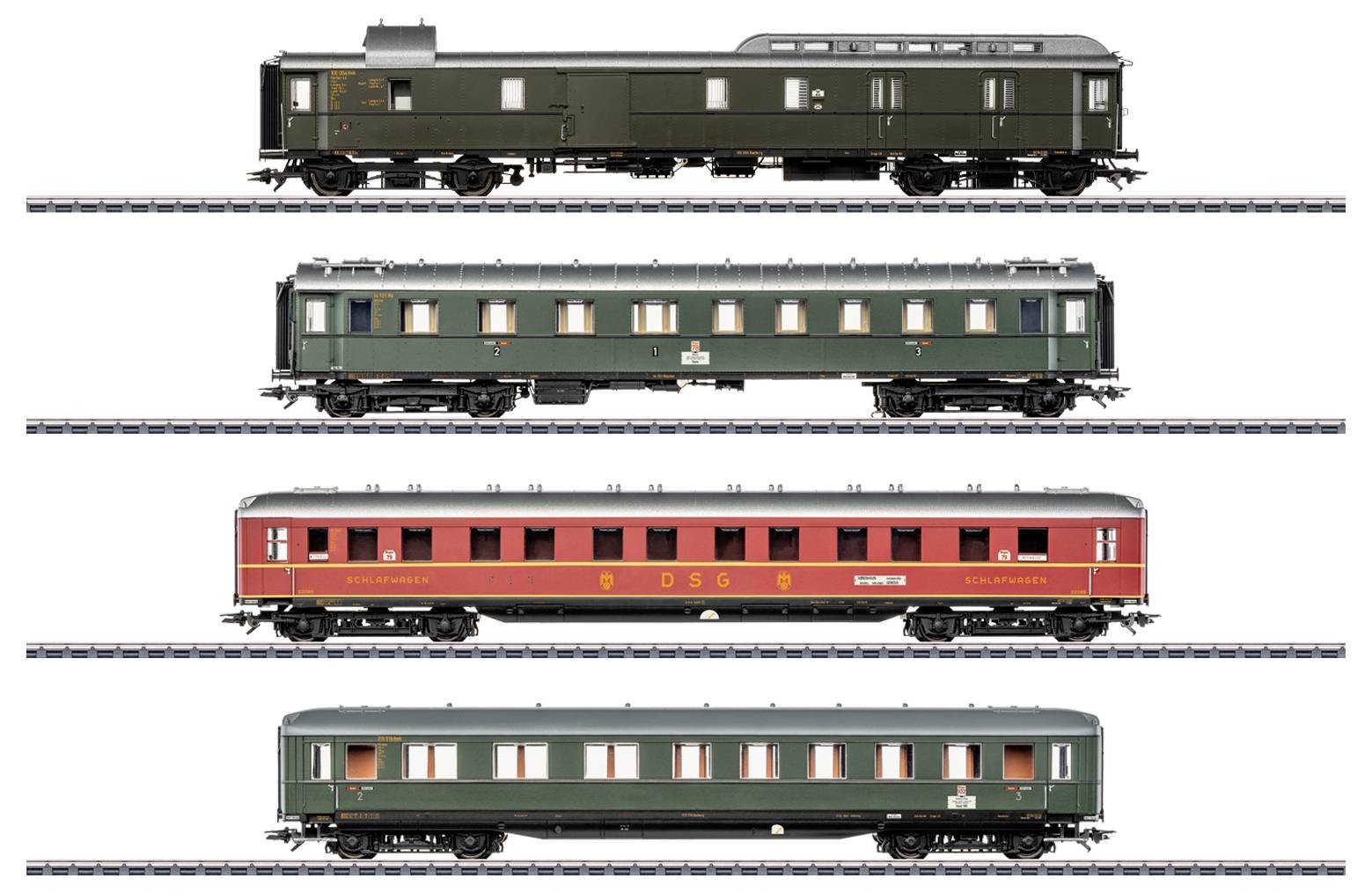 « Quatre wagons de train miniature sur des rails, chacun présentant des couleurs et des designs différents : vert militaire, bleu ciel avec une bande jaune, rouge avec marque DSG, et vert foncé. »