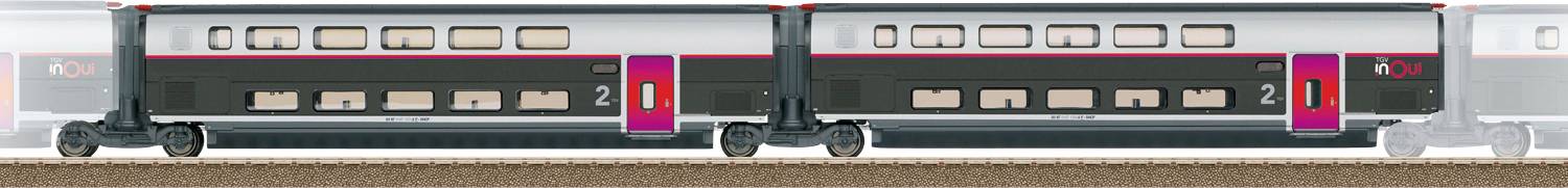 Une vue latérale d'un train élégant et moderne avec deux voitures. Le train est argenté avec des fenêtres sombres et des bandes verticales rouges entre les voitures.