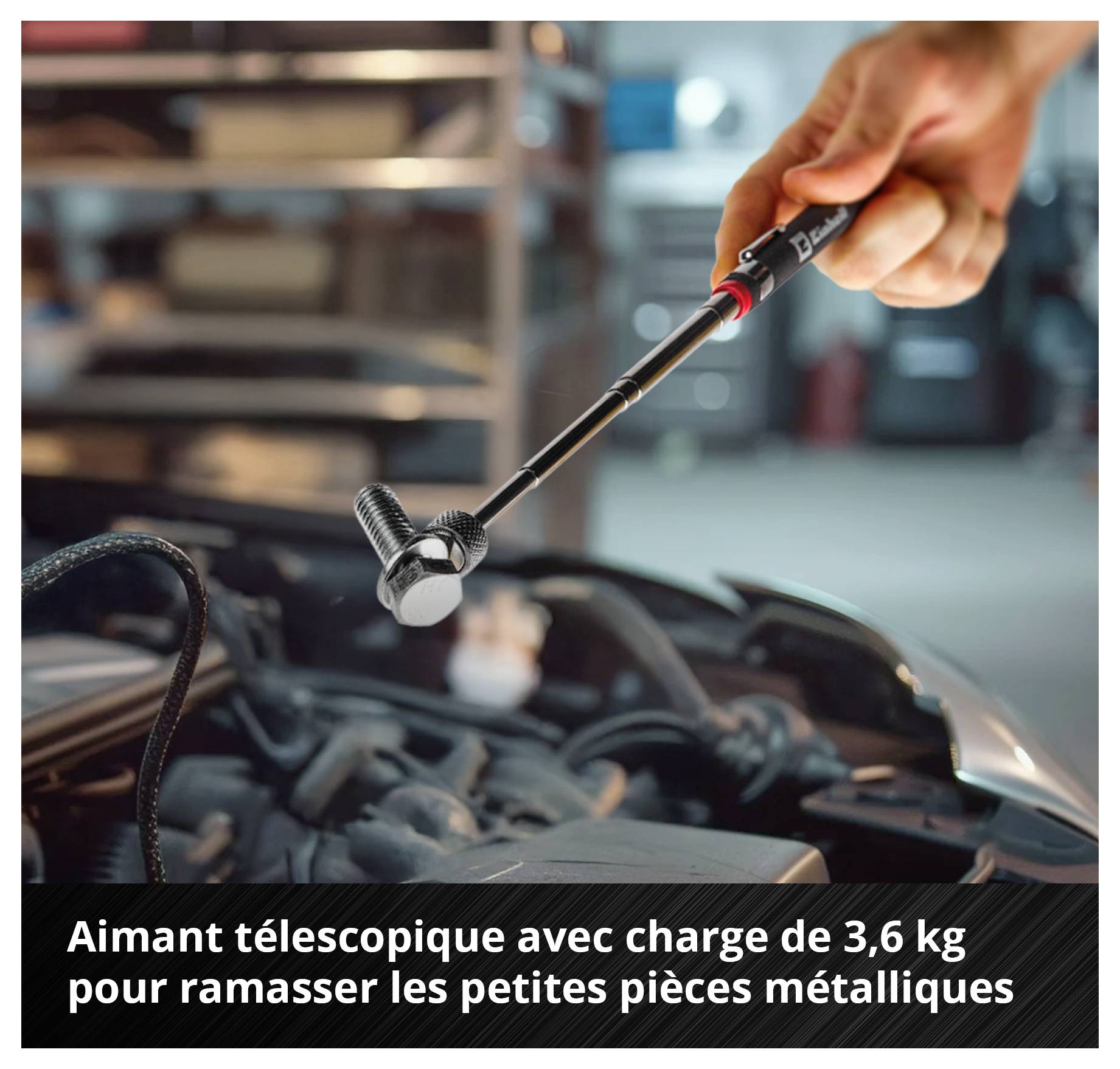 Teleskop-Magnet hebt Schraube im Motorraum an. Text: 'Teleskop-Magnet mit 3,6 kg Traglast für einfaches Aufnehmen metallischer Kleinteile'.