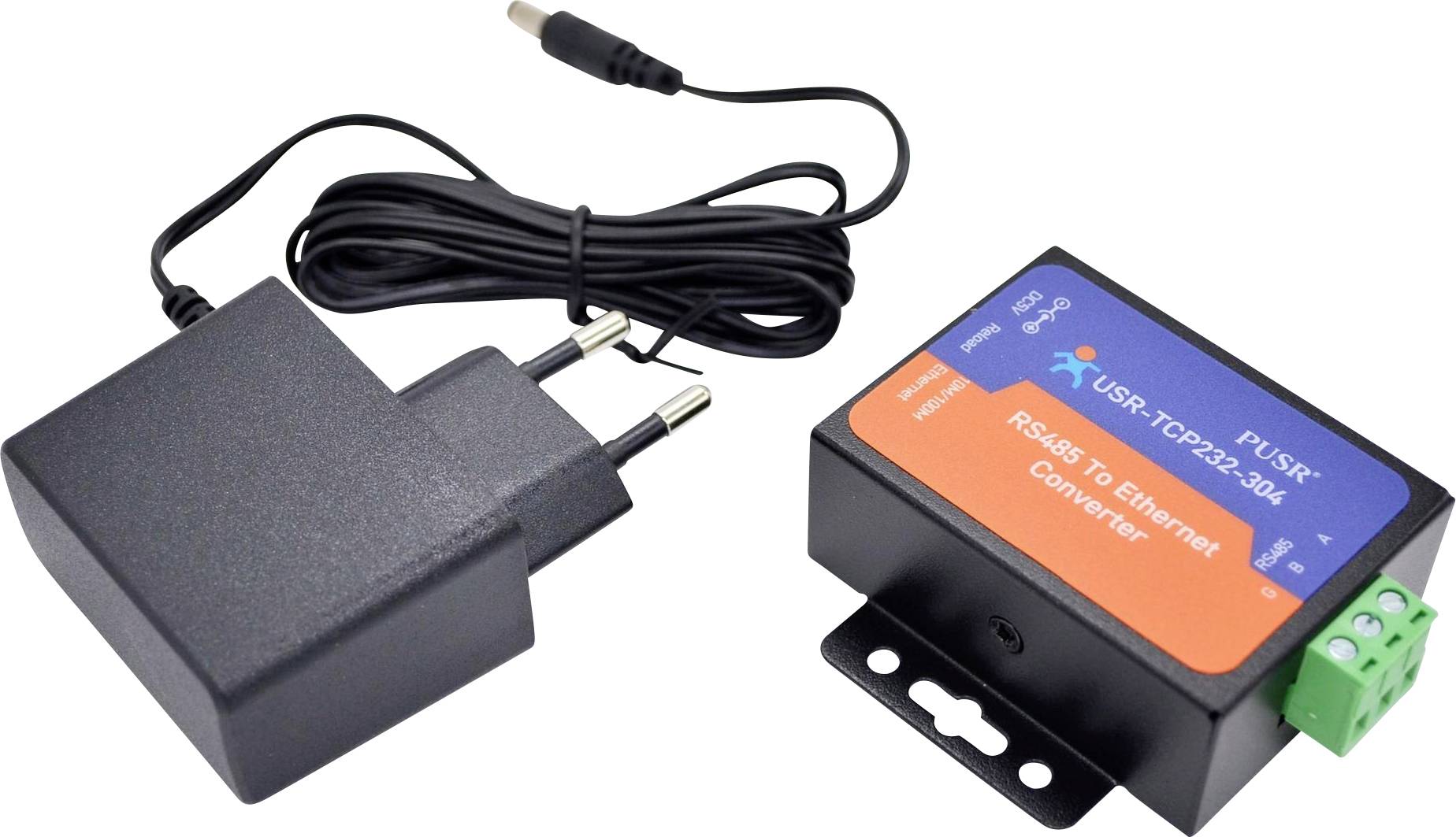 Convertisseur 'RS485 vers Ethernet' avec adaptateur d'alimentation et câble, utilisé pour convertir les signaux RS485 en Ethernet pour l'intégration réseau.