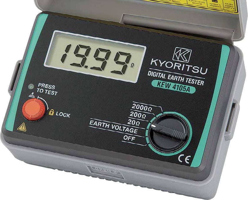 Testeur de terre numérique affichant « 19,99 » avec un cadran pour les réglages de tension de terre et un bouton « Appuyer pour tester ». Modèle : Kyoritsu KEW 4105A.