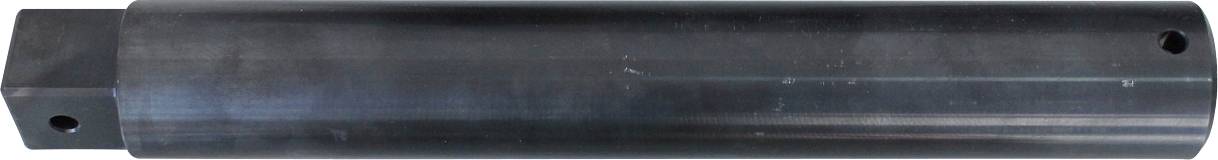 Une tige métallique cylindrique avec une base carrée et deux petits trous près d'une extrémité, sur un fond uni.