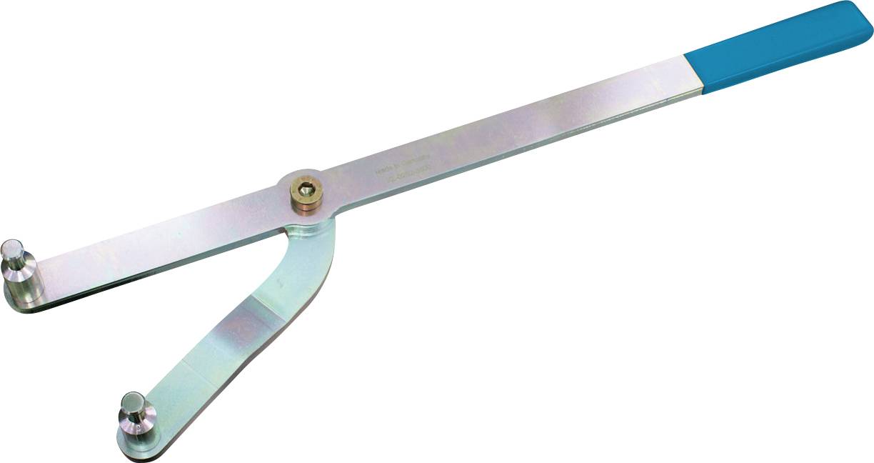 Un long boulon métallique avec une tête hexagonale et une tige filetée, utilisé pour fixer ou assembler des matériaux ensemble.