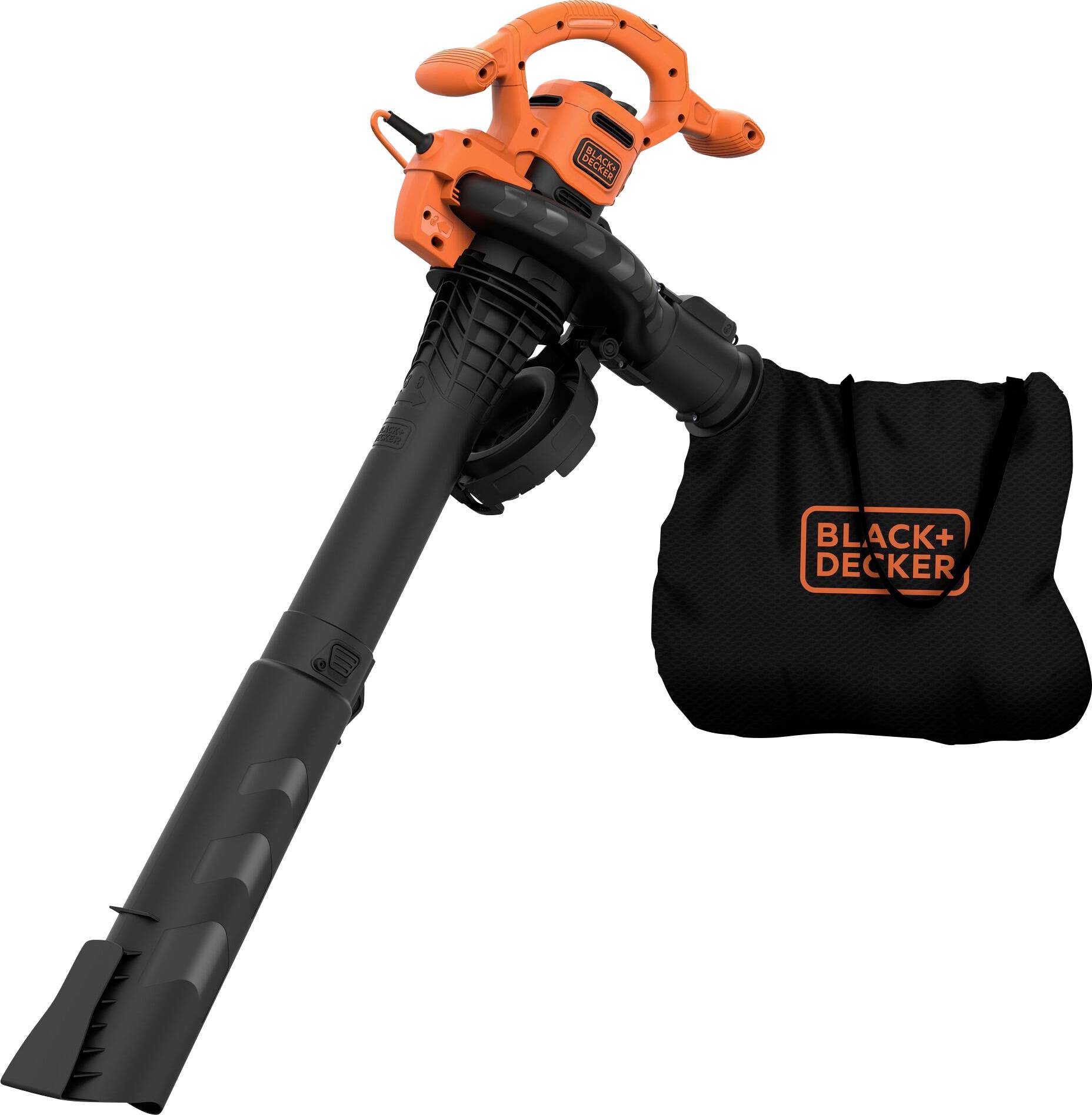 Un souffleur de feuilles noir et orange avec un sac de marque « BLACK+DECKER » attaché, conçu pour le nettoyage extérieur ou les travaux de jardinage.