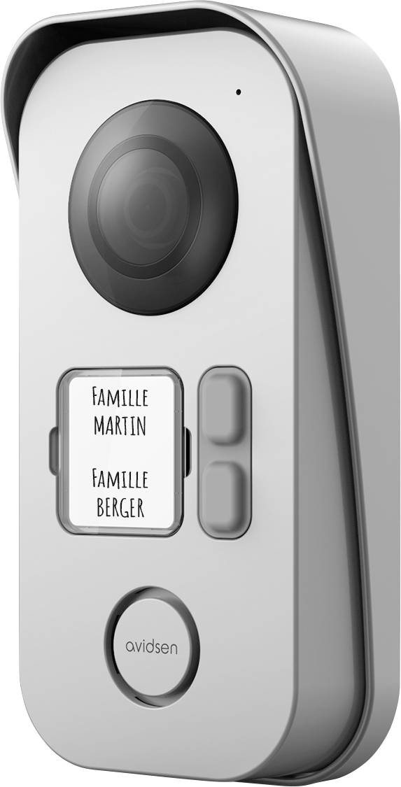 « Sonnette vidéo argentée avec caméra et haut-parleur. Affiche deux plaques nominatives : Famille Martin et Famille Berger. Marque : avidsen. »