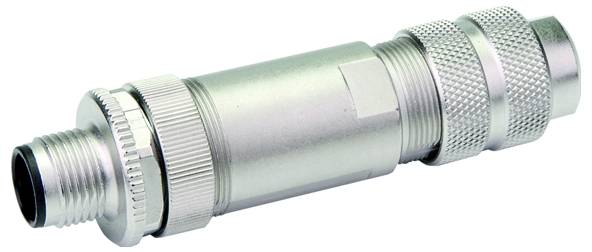 Câble Ethernet vert avec connecteurs RJ45 aux deux extrémités, courbé en forme de U sur un fond blanc.