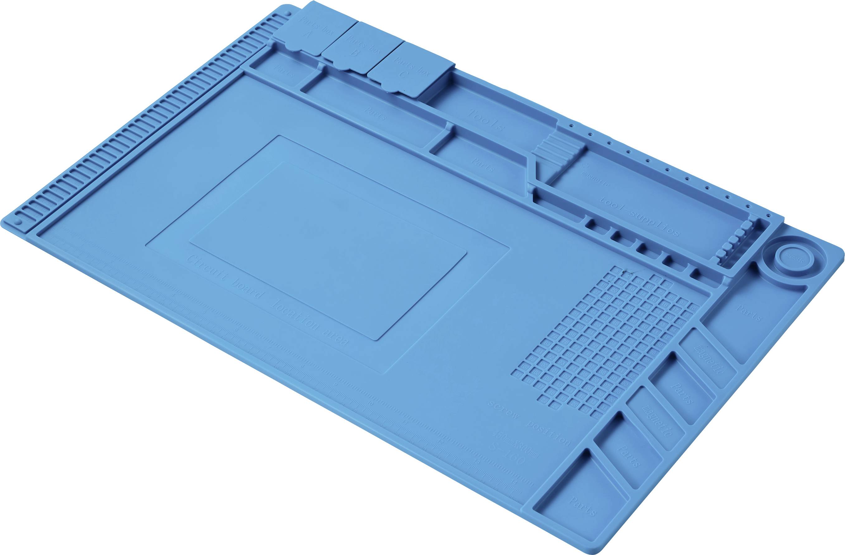 Tapis de travail en silicone bleu avec compartiments surélevés, rainures et un petit plateau pour les petites pièces permettant une réparation ou un artisanat organisé.