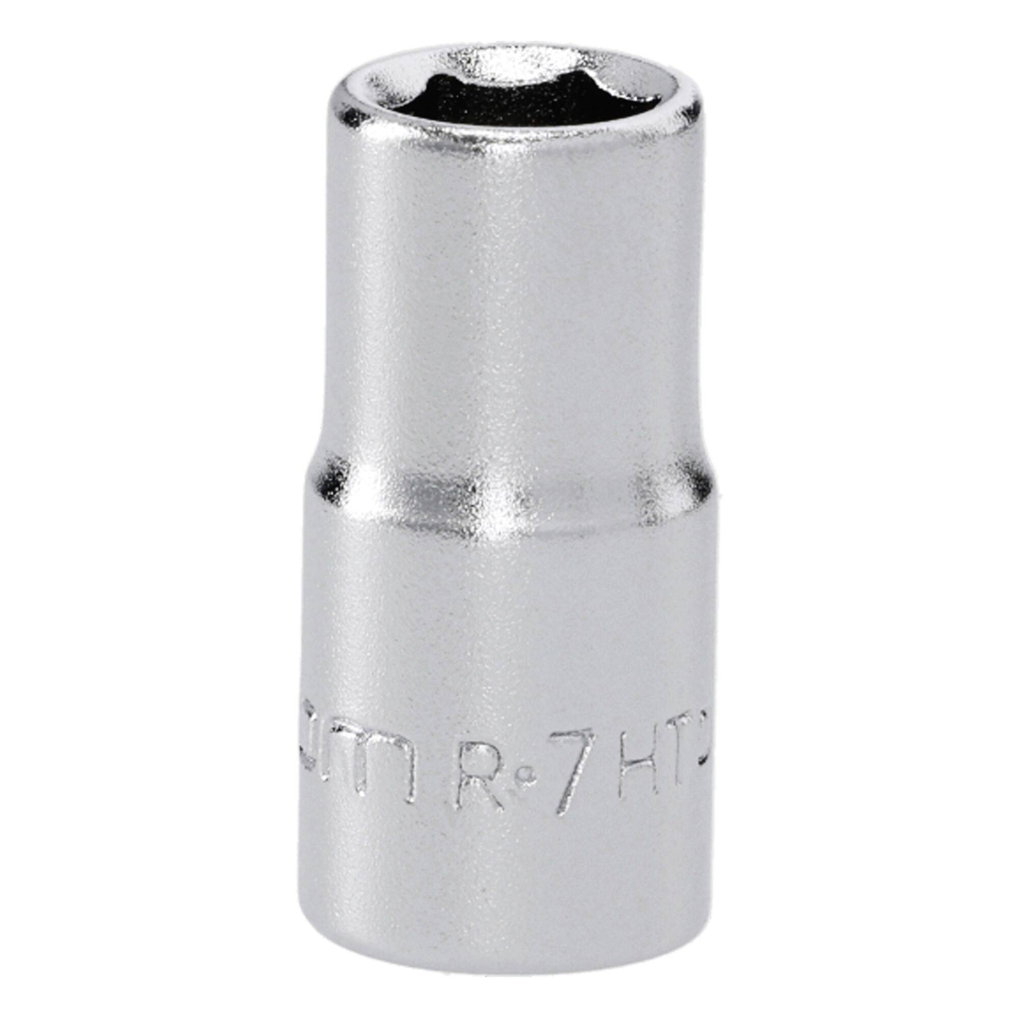 Une clé à tube cylindrique en argent avec une ouverture hexagonale, marquée avec la taille « 11 mm R-7 HT ».