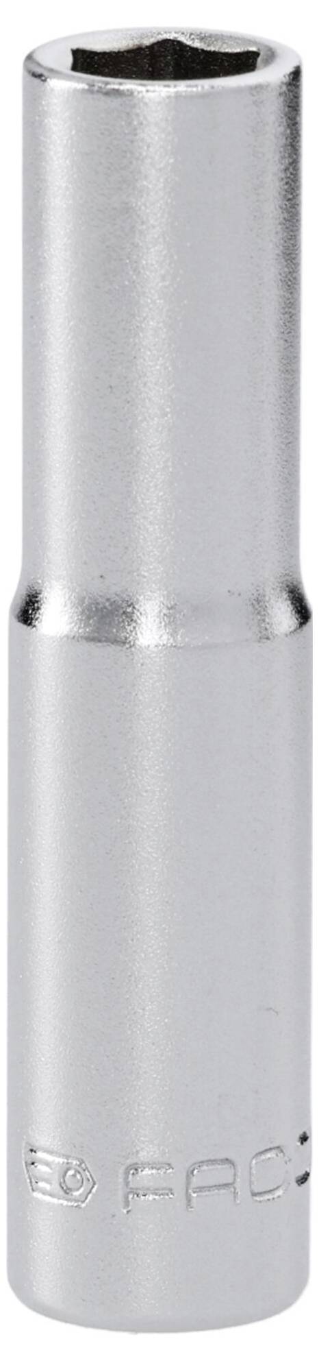Un outil de douille hexagonale en argent de forme cylindrique, présentant du texte gravé près de la base. Utilisé pour serrer ou desserrer les boulons et les écrous.