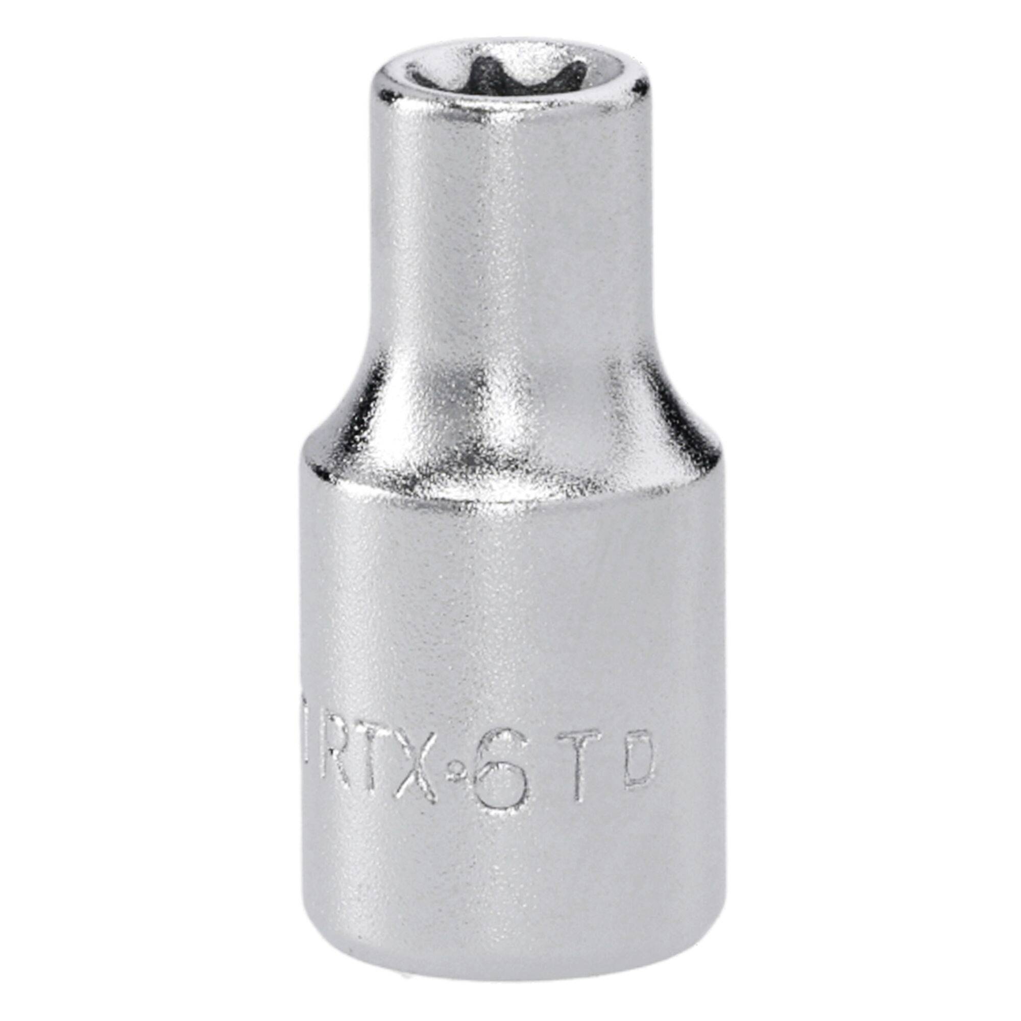 Une douille Torx argentée avec le texte gravé « TRX-6 », utilisée pour serrer les vis cylindriques, sur fond blanc uni.