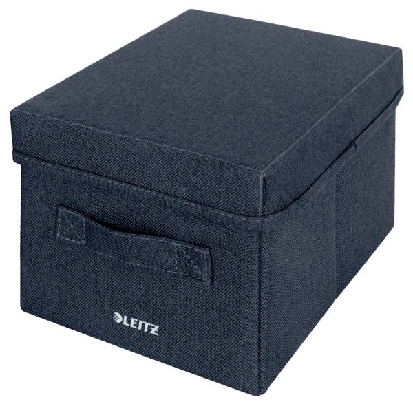 Boîte de rangement en tissu Leitz bleu foncé avec couvercle et poignée frontale sur fond blanc.